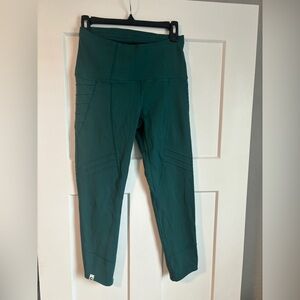 Oiselle size 6 running leggings